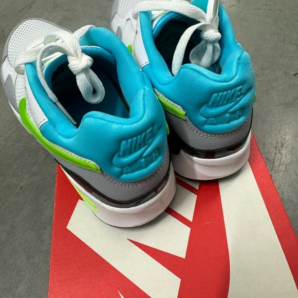 NIB Nike Air Max St Retro Running Sneakers White Blue Women’s Size 7/38 - Picture 5 of 6